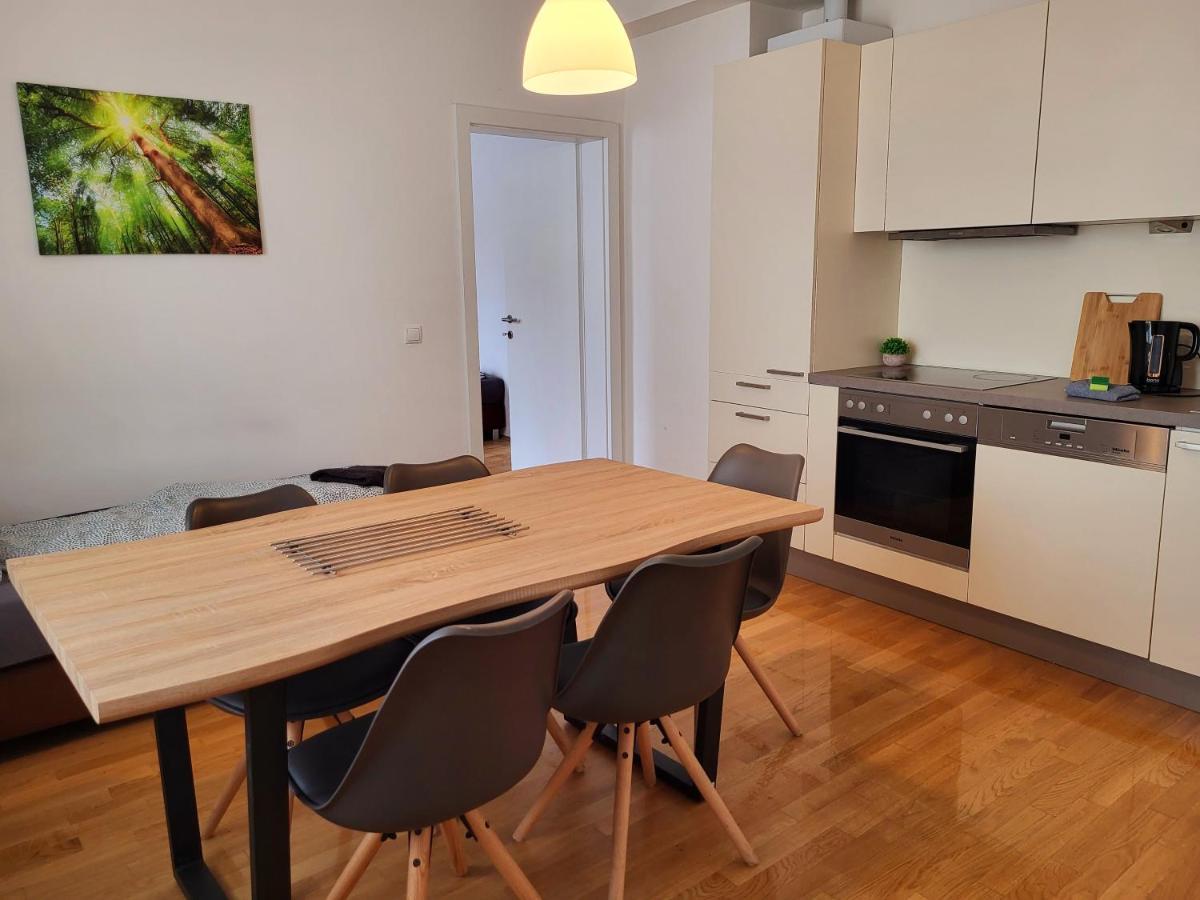 Floridsdorfer Apartment - Free Highspeed-Internet Wien Eksteriør billede