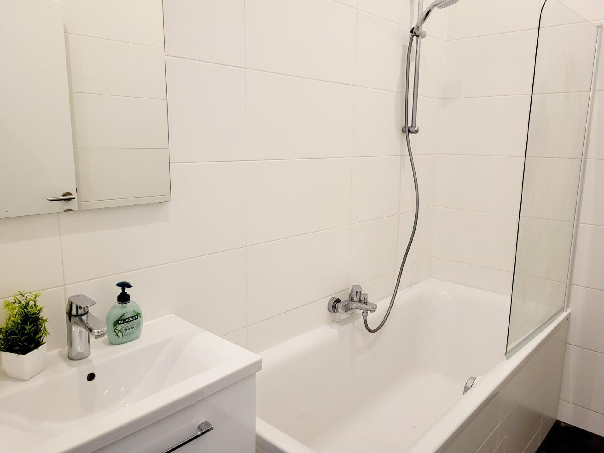 Floridsdorfer Apartment - Free Highspeed-Internet Wien Eksteriør billede